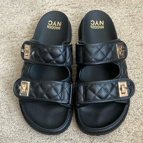 Steve Madden Shoes - Steven Madden Black Sandal Slides.